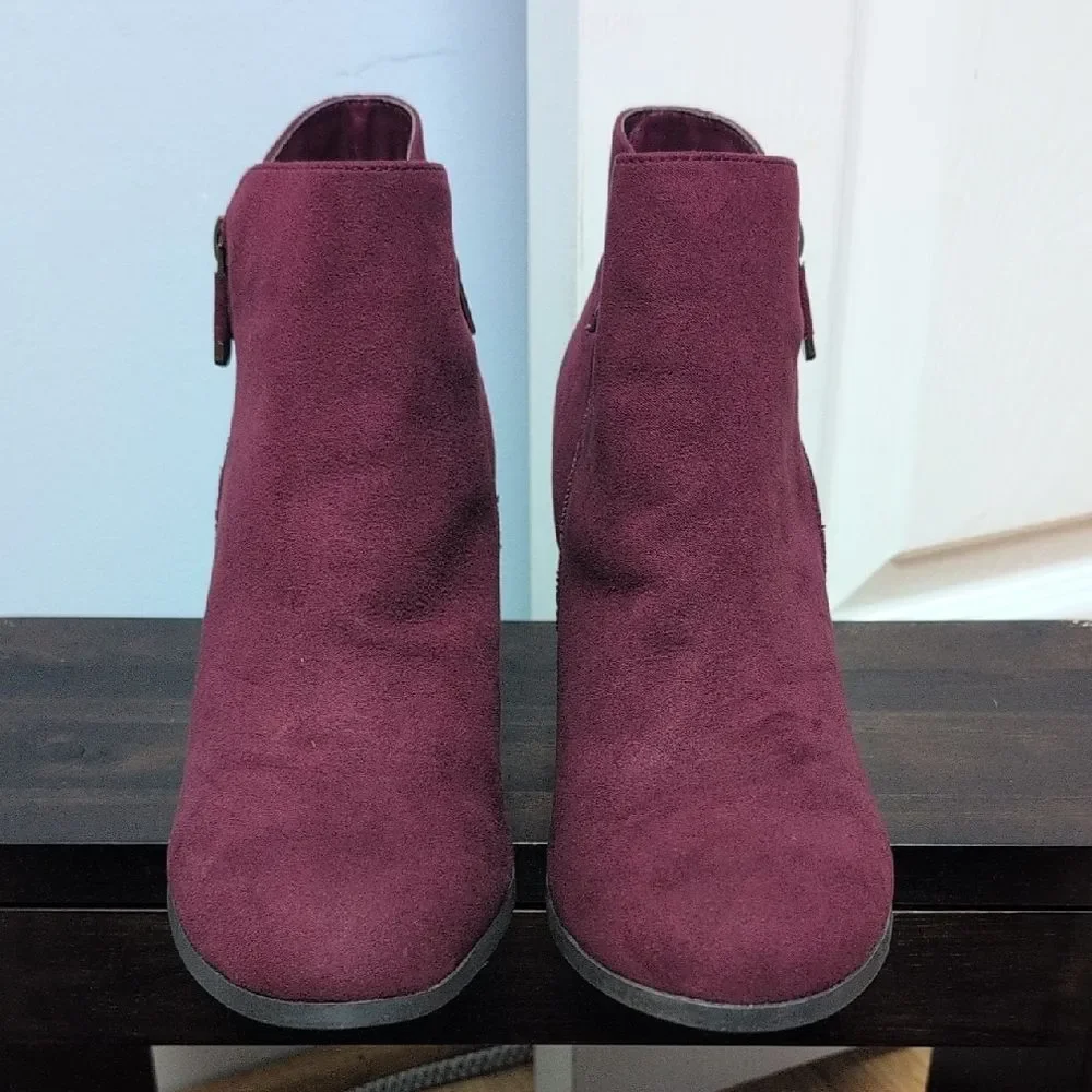 Style & Co. Masrinaa Rich Burgundy/Plum Ankle Block Heel Booties Size 10M  NEW